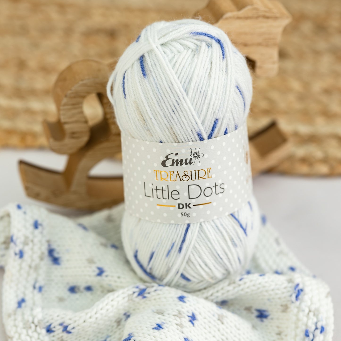 Emu Yarns - Treasure Little Dots - DK - 50g Ball - 002 Twinkle Twinkle
