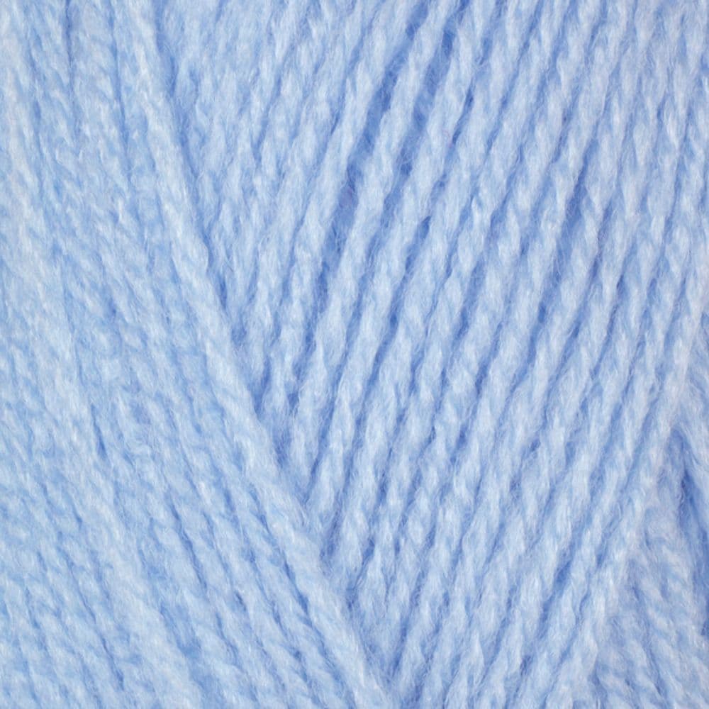 Robin DK Double Knit Yarn – Powder Blue (047) – 100g Ball