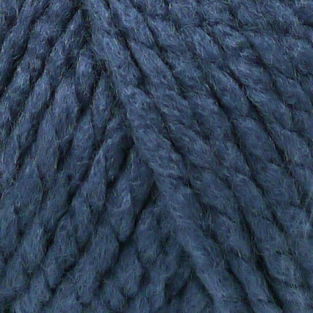Robin Super Chunky Yarn – Storm Blue (132) – 100g Ball